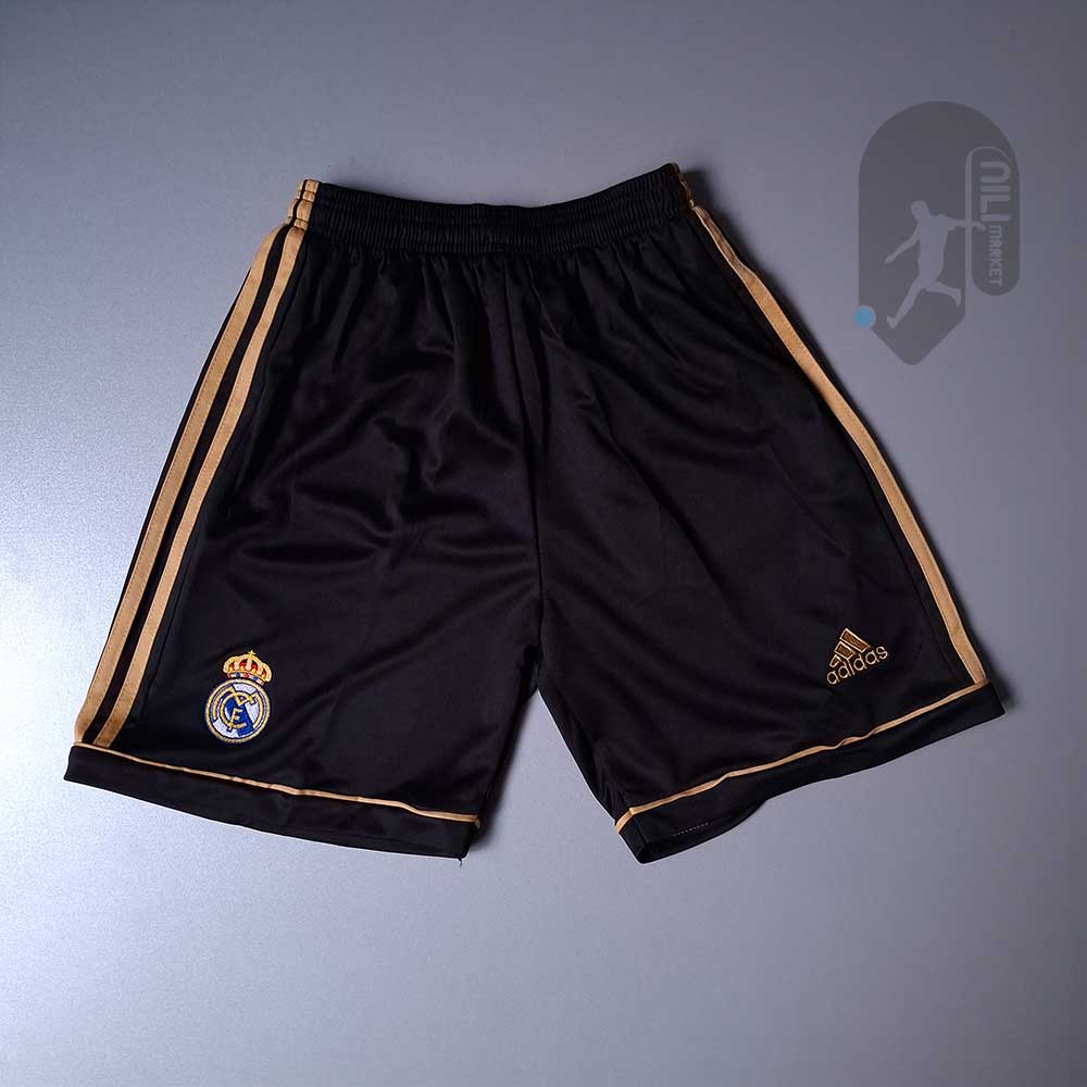لباس دوم کلاسیک رئال مادرید فصل 2011/12 به همراه شورت ورزشی