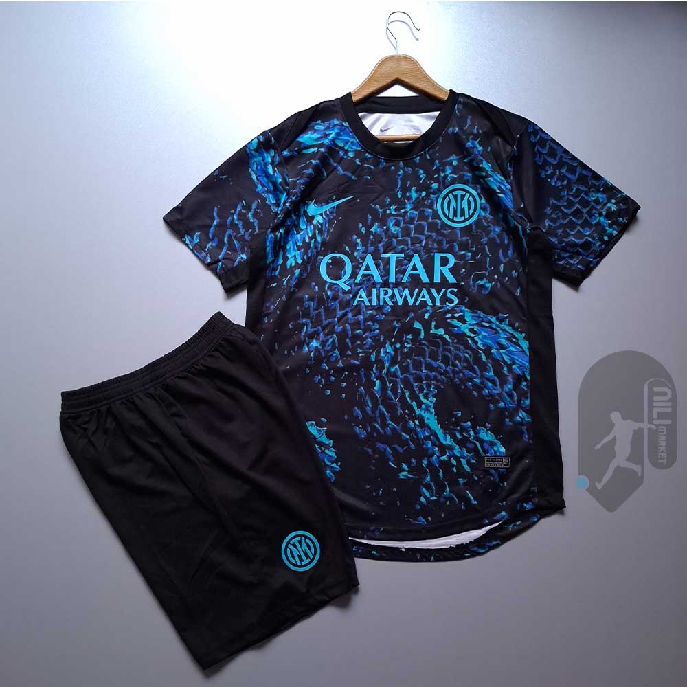 لباس کانسپت اینترمیلان ( ورژن پلیر ) به همراه شورت ورزشی