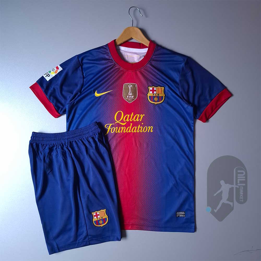 لباس اول کلاسیک بارسلونا فصل 2012/13 به همراه شورت ورزشی
