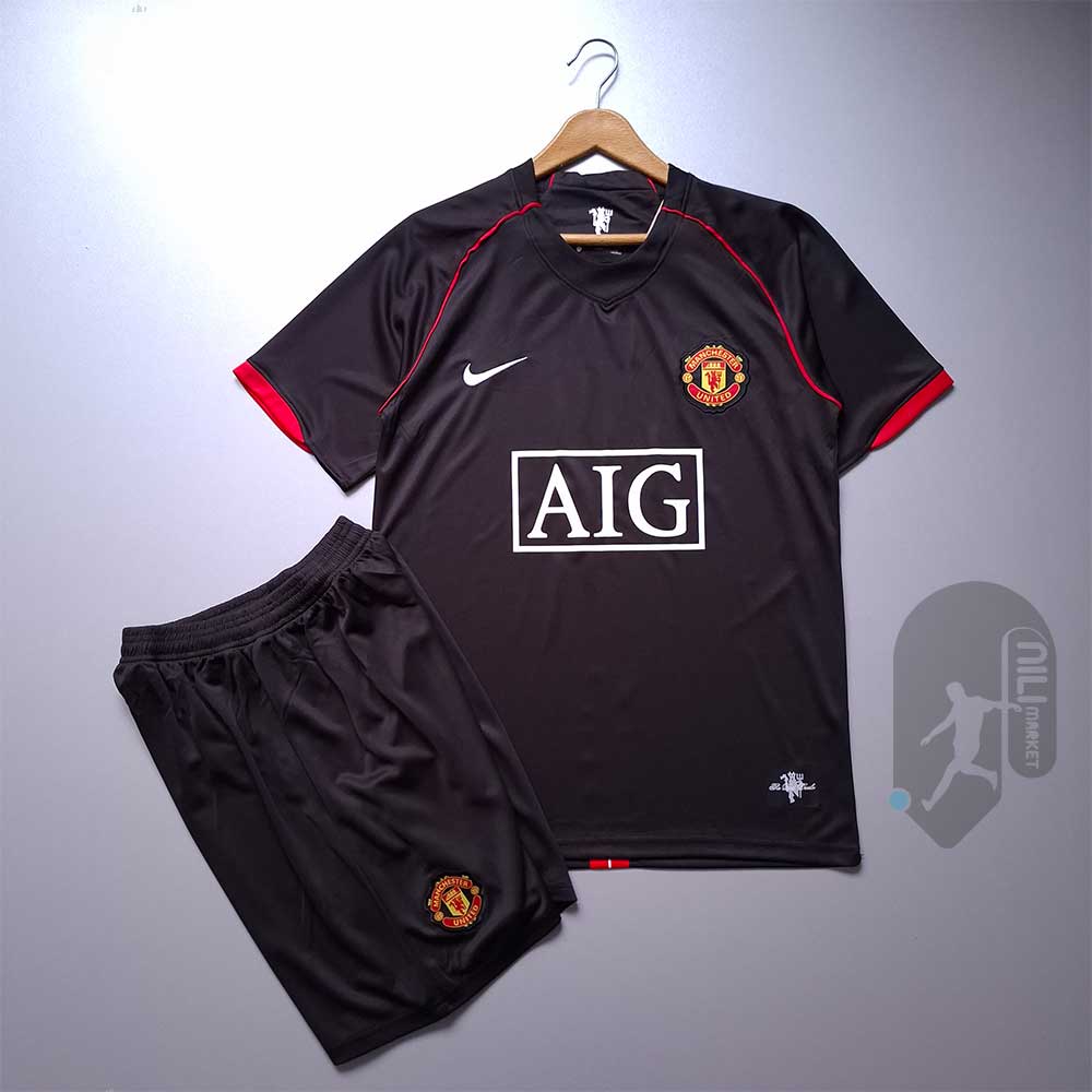 لباس دوم کلاسیک منچستریونایتد (ورژن هوادار - فصل 2007/2008) به همراه شورت ورزشی