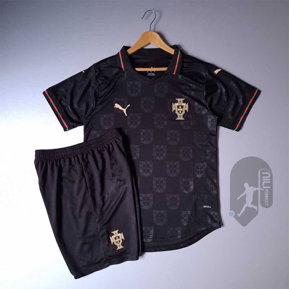 لباس پرتغال طرح ویژه مشکی ( ورژن پلیر - سال 2025) همراه با شورت ورزشی