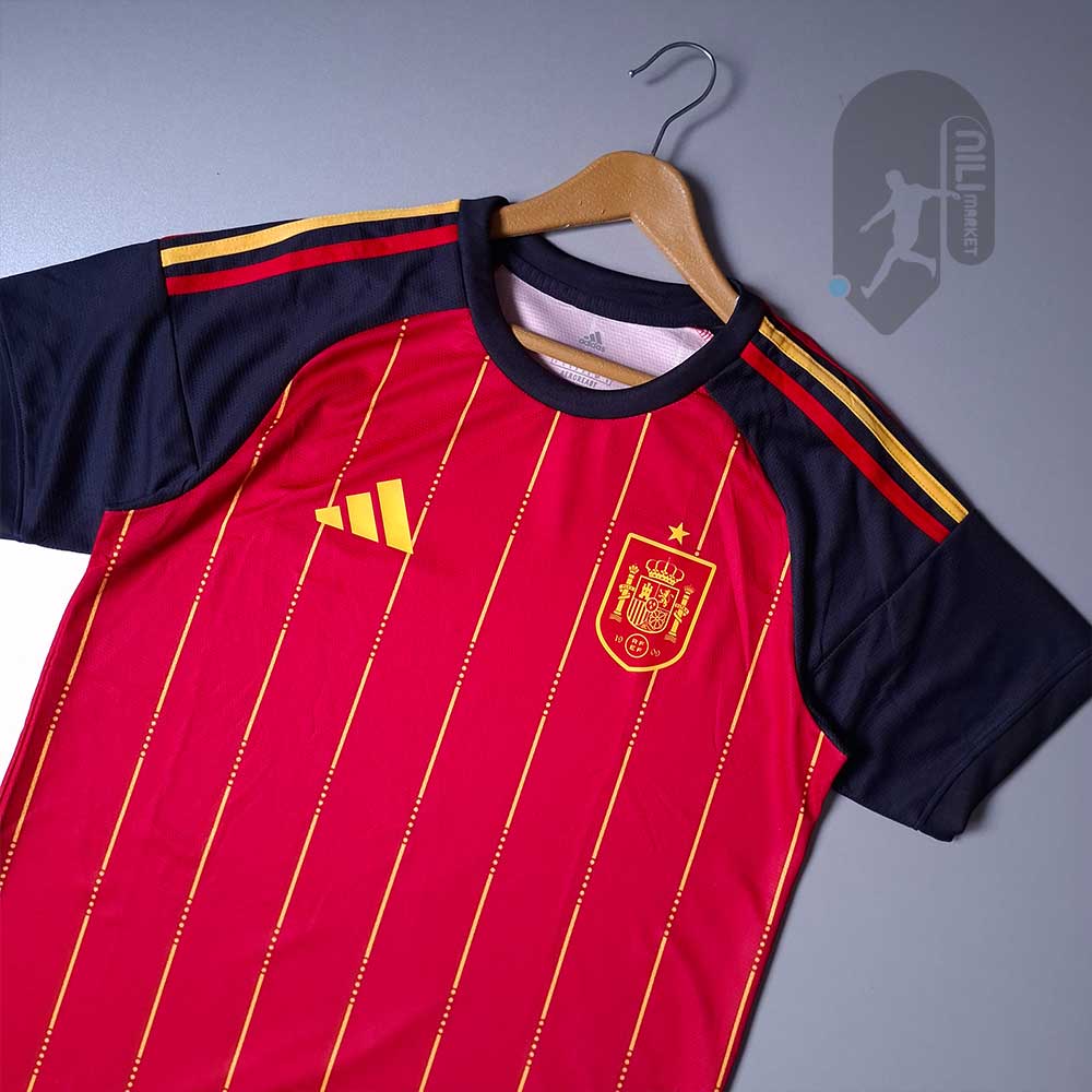 لباس اول اسپانیا (ورژن پلیر - جام جهانی 2026) به همراه شورت ورزشی