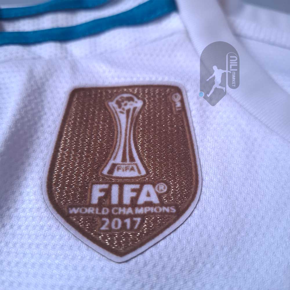 لباس کلاسیک اول رئال مادرید - بچگانه (فصل 2017/18) به همراه شورت ورزشی