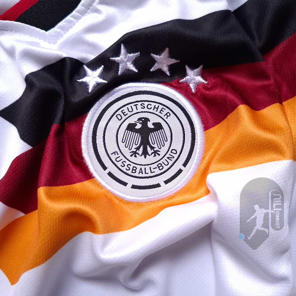 لباس اول آلمان (ورژن هوادار - جام جهانی 2026) به همراه شورت ورزشی