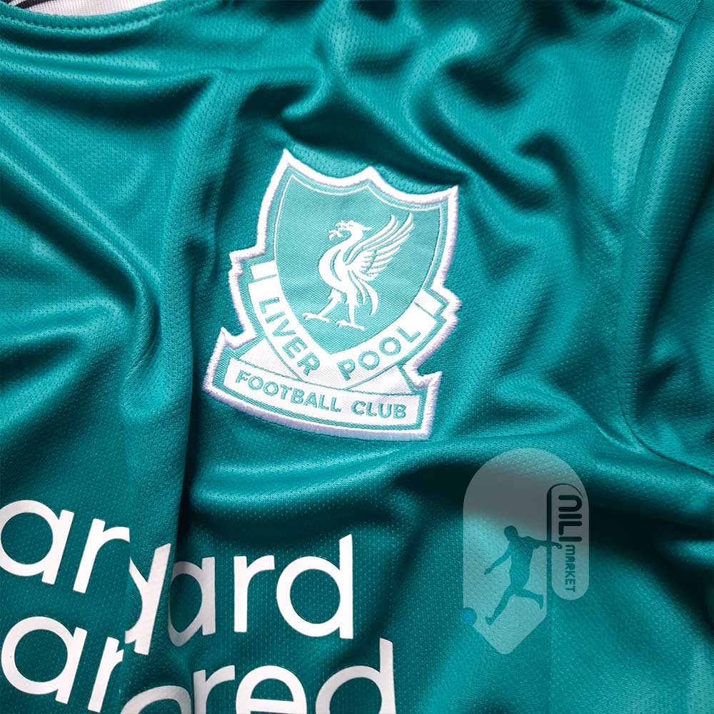 لباس سوم لیورپول ( ورژن هوادار -  فصل 2025/2026) به همراه شورت وزرشی
