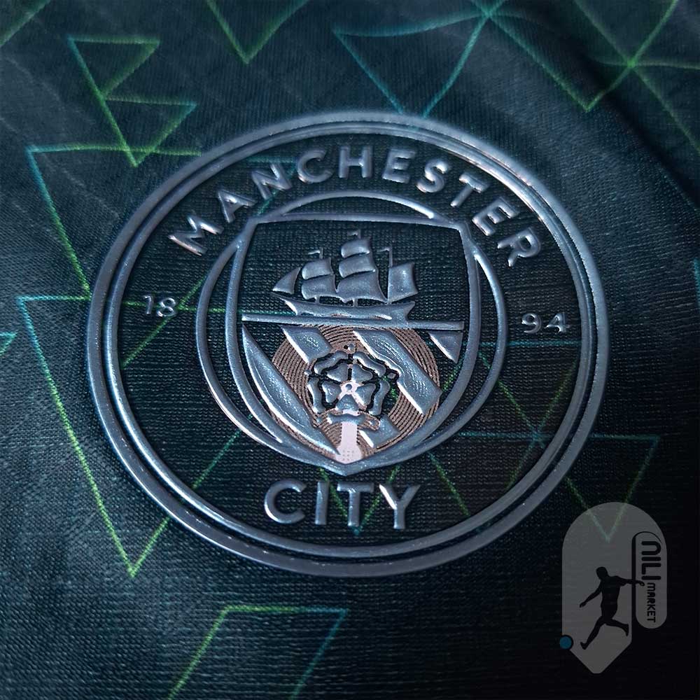 لباس چهارم منچسترسیتی با همکاری EA Sports ( ورژن پلیر - قواره جذب -  فصل 2025/2026)