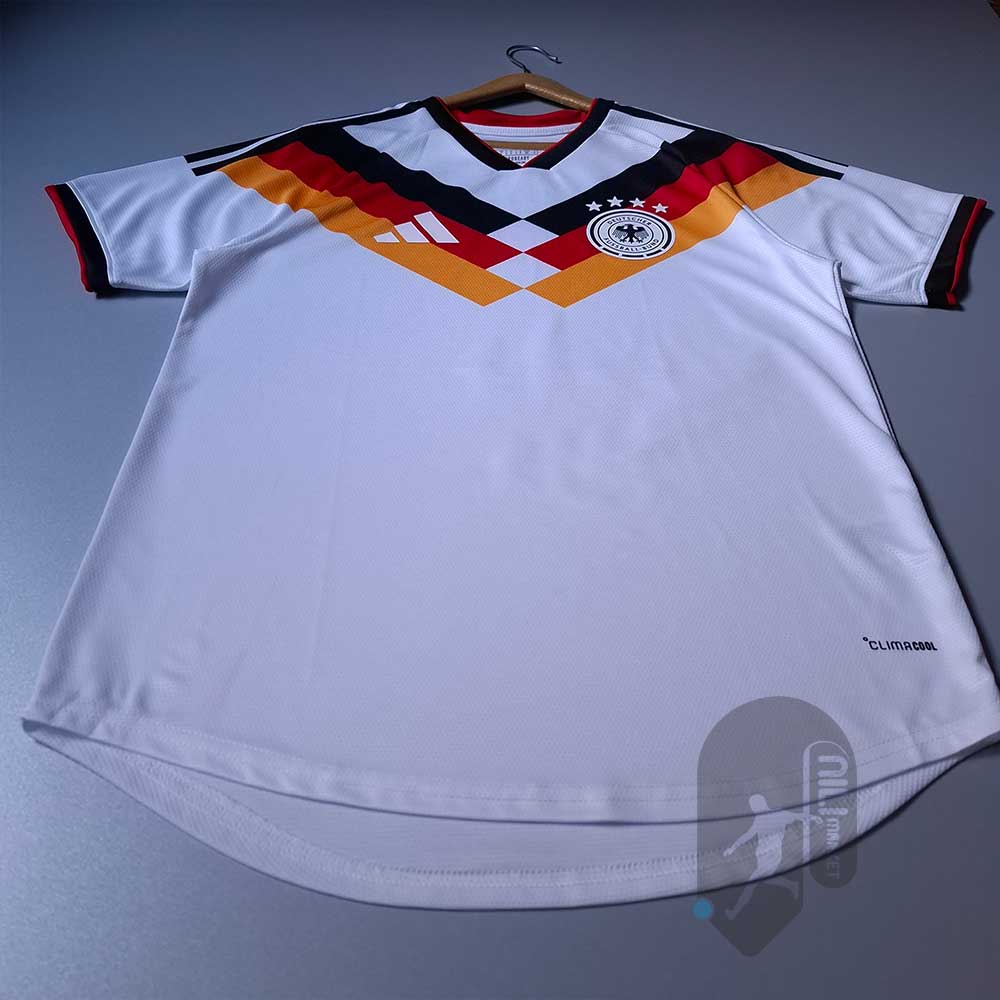 لباس اول آلمان (ورژن پلیر - سال 2026) به همراه شورت ورزشی