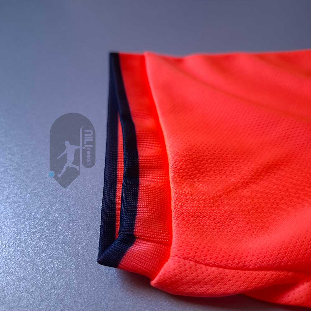 لباس سوم بچگانه بارسلونا فصل 2025/2026  | همراه شورت ورزشی