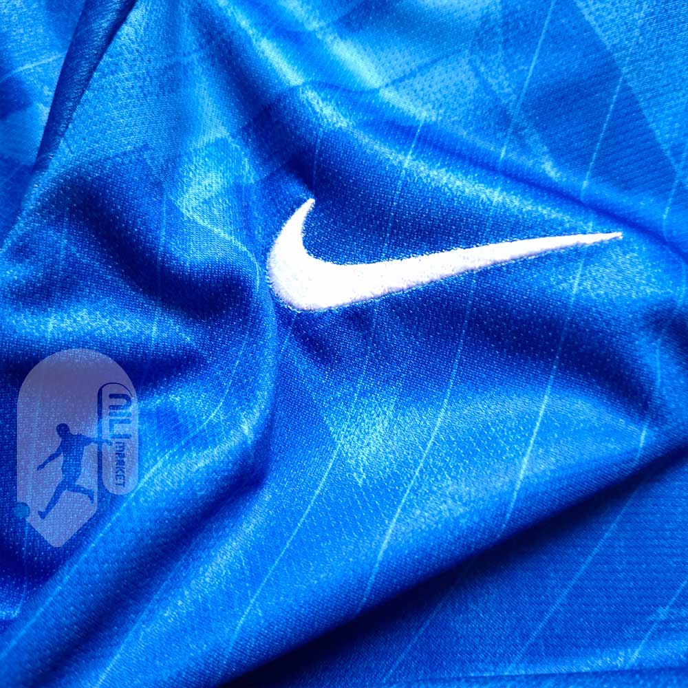 لباس اول چلسی ( ورژن هوادار -  فصل 2025/2026) به همراه شورت ورزشی