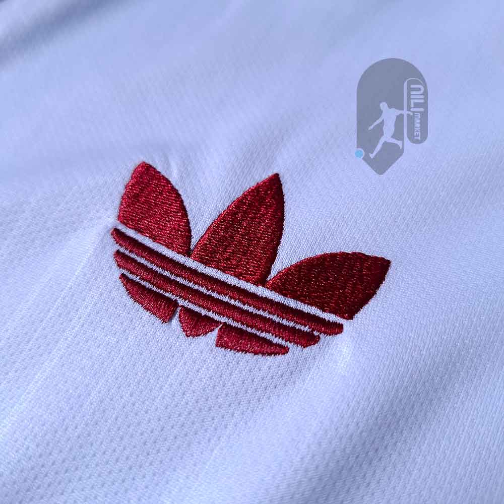 لباس دوم آرسنال ( ورژن هوادار - فصل 2025/2026) به همراه شورت ورزشی