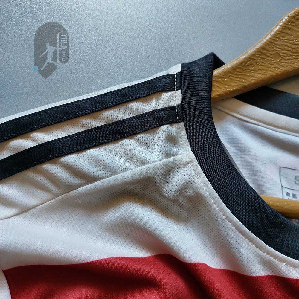 لباس سوم منچستریونایتد ( ورژن هوادار -  فصل 2024/25) به همراه شورت ورزشی