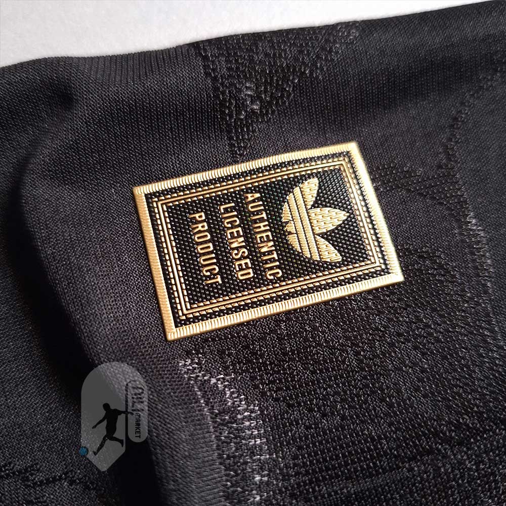 لباس سوم یوونتوس ( ورژن پلیر - قواره جذب -  فصل 2025/2026)