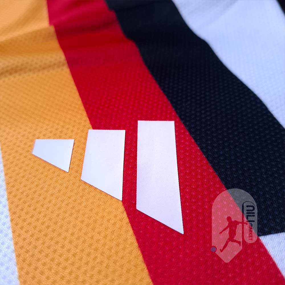 لباس اول آلمان (ورژن پلیر - سال 2026) به همراه شورت ورزشی