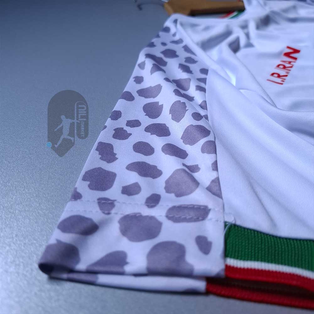 کیت اول ایران - سال 2025 - به همراه شورت ورزشی