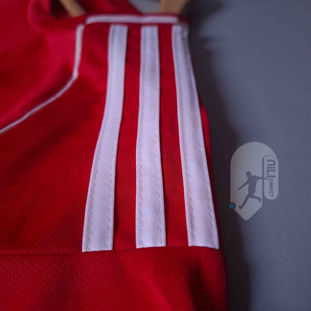 لباس اول لیورپول ( ورژن هوادار -  فصل 2025/2026) به همراه شورت وزرشی