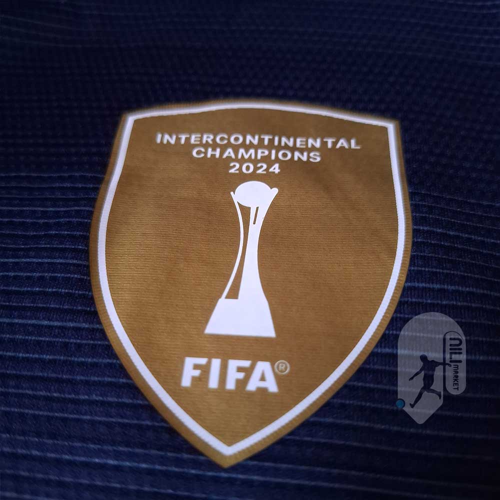 لباس دوم رئال مادرید ( ورژن پلیر - فصل 2025/2026) به همراه شورت ورزشی