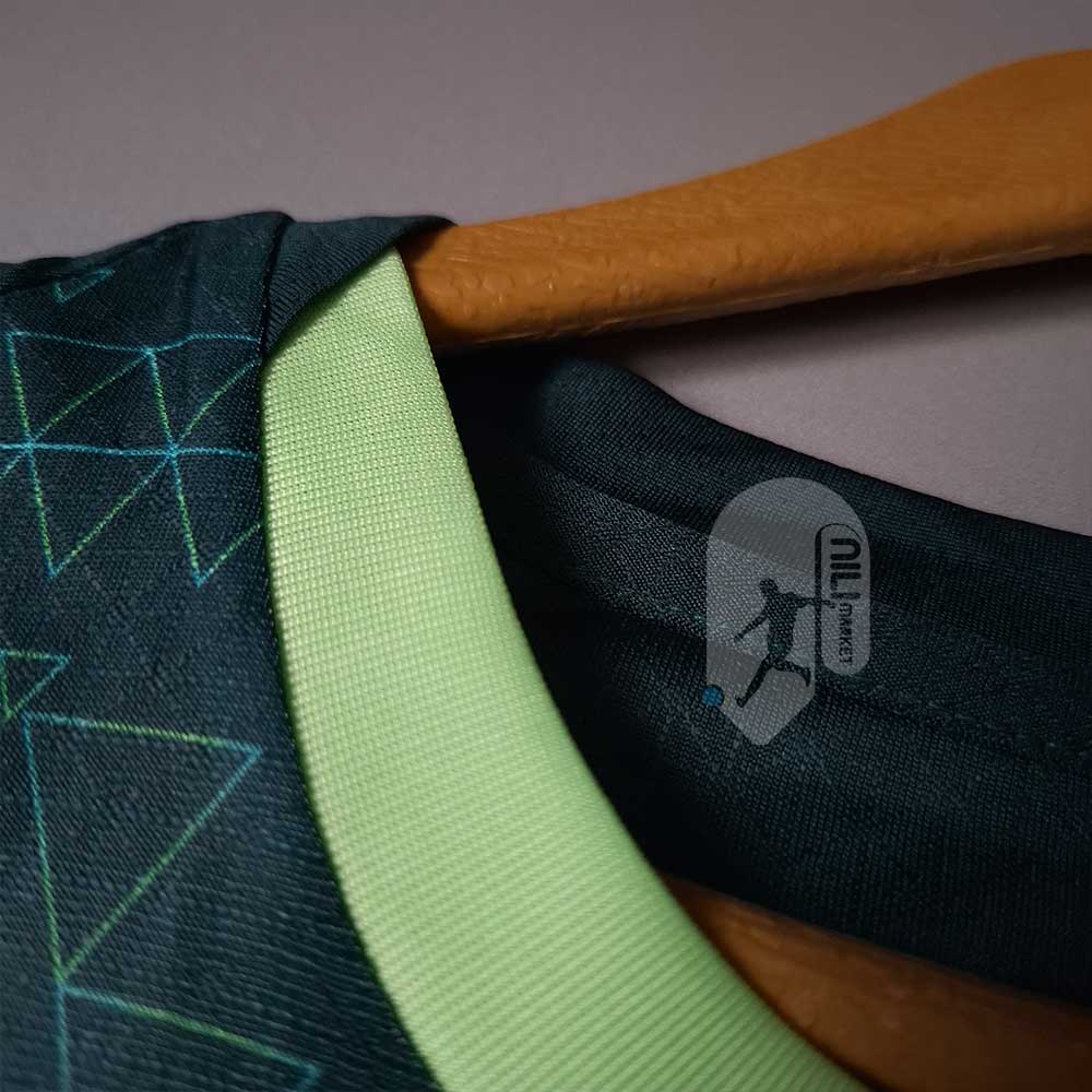 لباس چهارم منچسترسیتی با همکاری EA Sports ( ورژن پلیر - قواره جذب -  فصل 2025/2026)