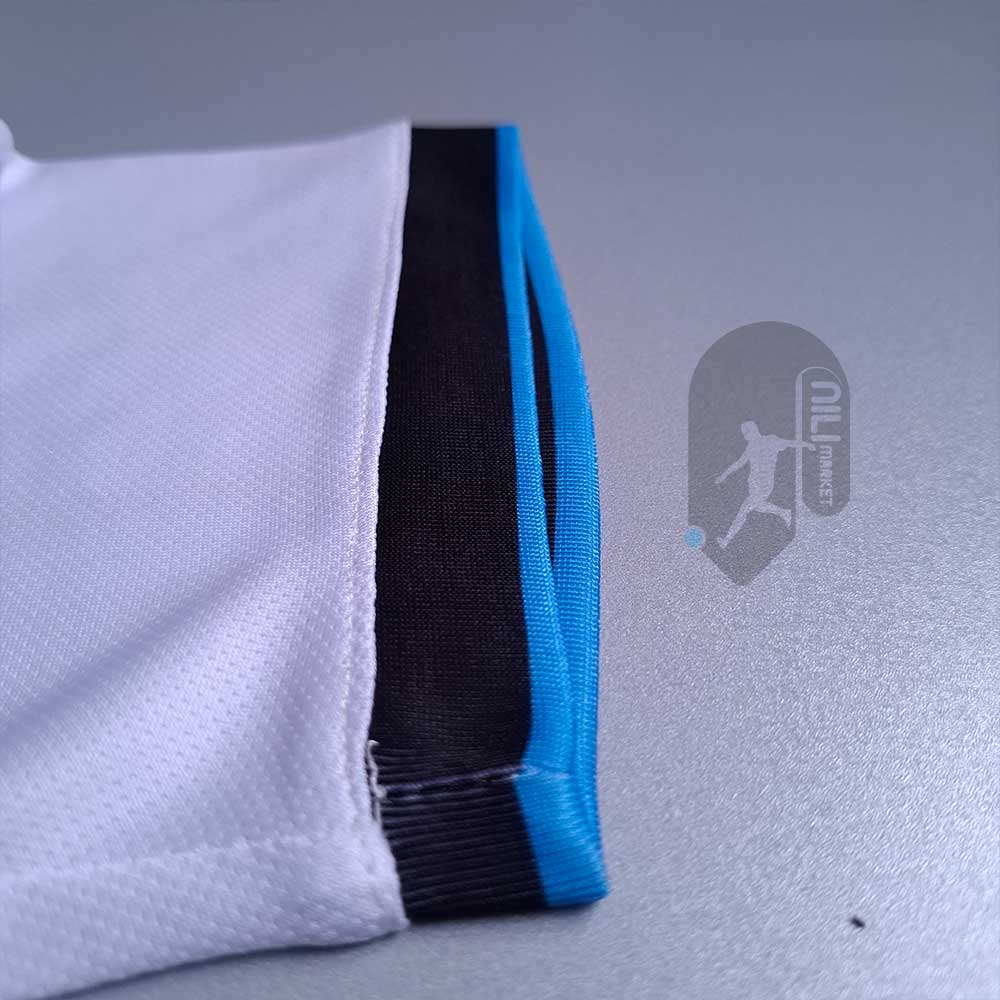 لباس اول آرژانتین (ورژن هوادار  -  سال 2026) به همراه شورت ورزشی