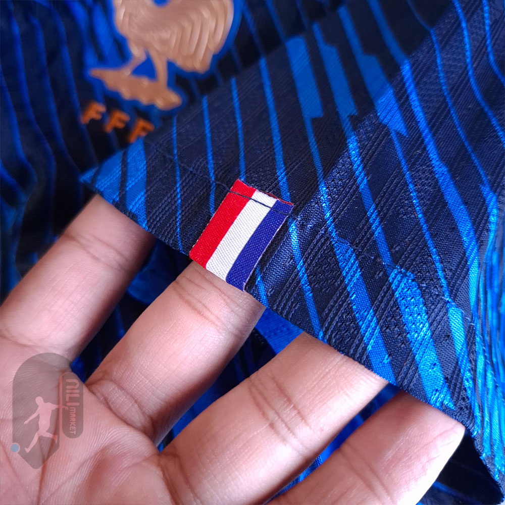 لباس اول فرانسه (ورژن پلیر - جام جهانی 2026)