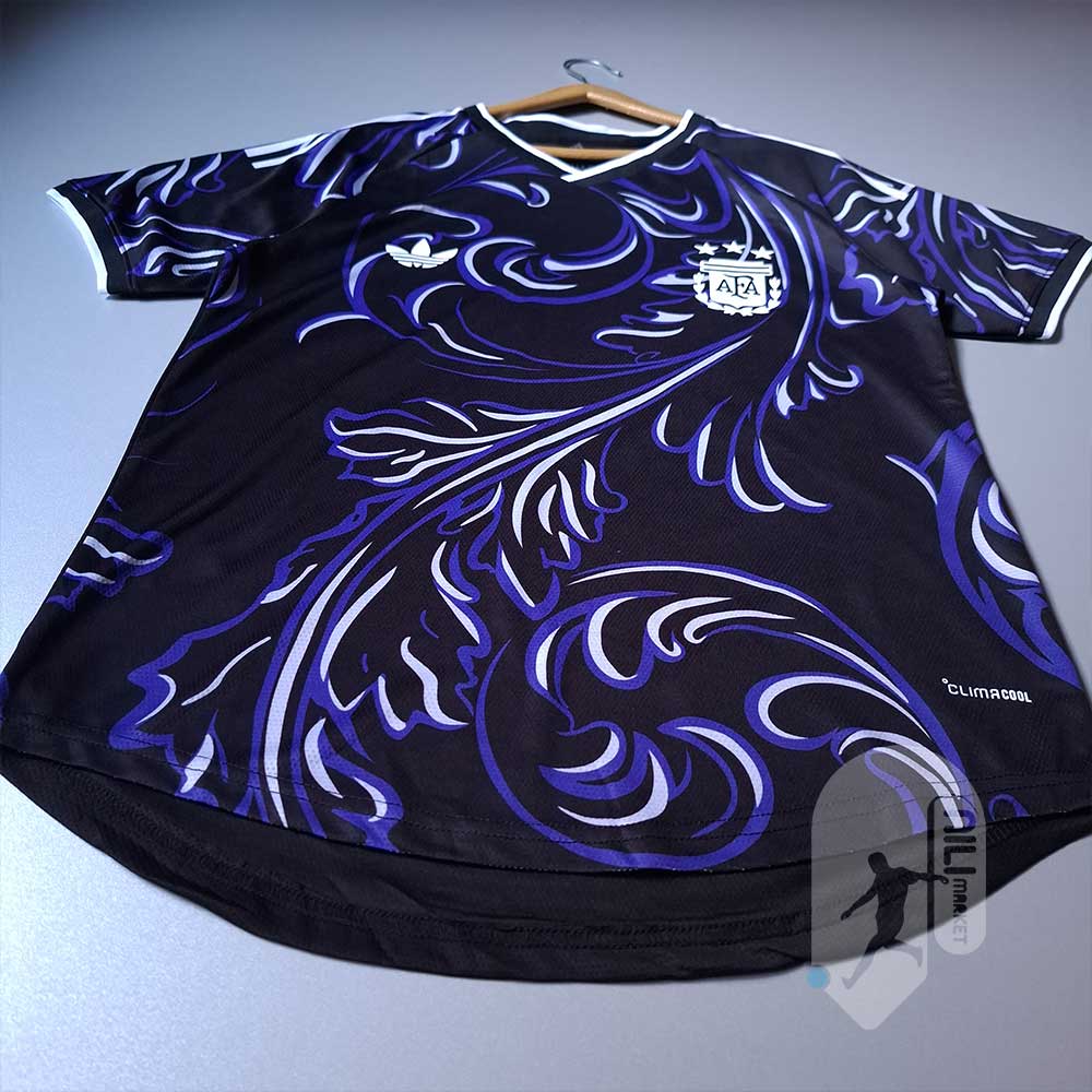 لباس دوم احتمالی آرژانتین (ورژن پلیر -  جام جهانی 2026) به همراه شورت ورزشی