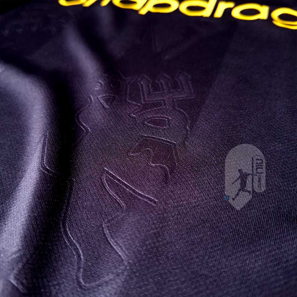 لباس سوم منچستریونایتد ( ورژن هوادار -  فصل 2025/2026) به همراه شورت ورزشی