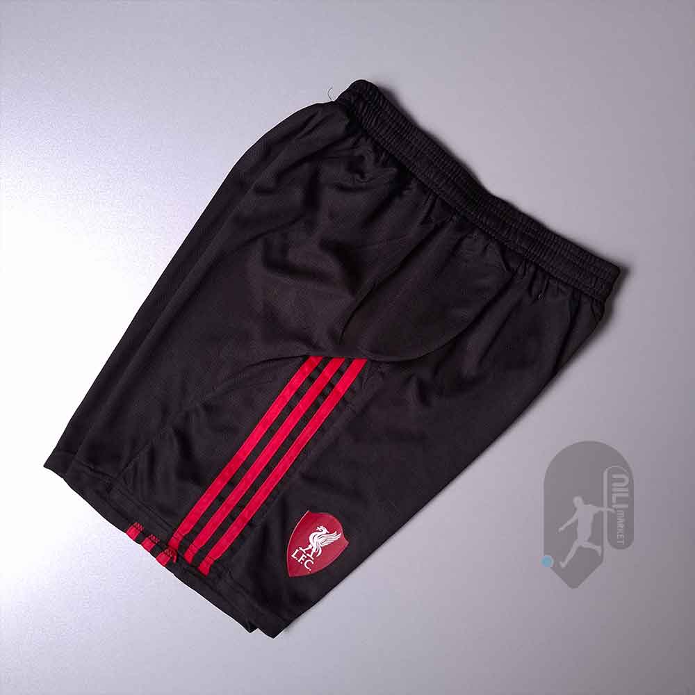 لباس دوم لیورپول ( ورژن پلیر -  فصل 2025/2026) به همراه شورت وزرشی