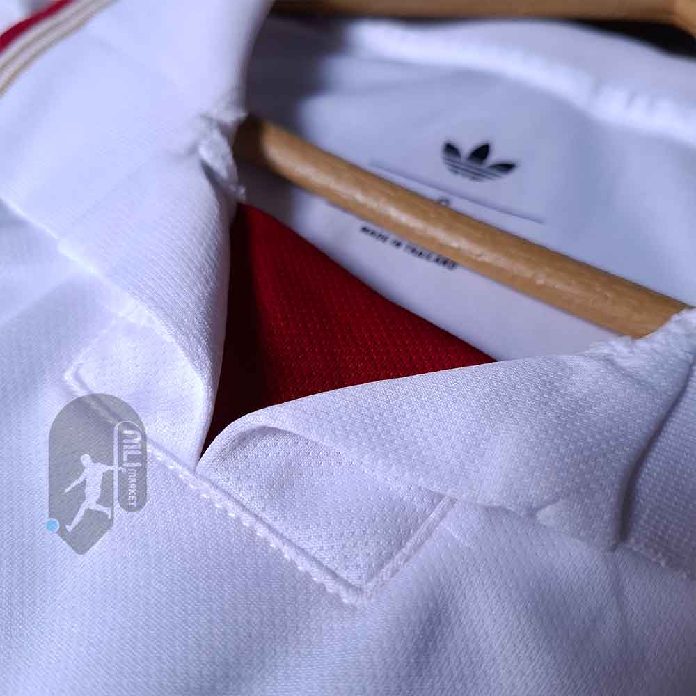 لباس دوم آرسنال ( ورژن هوادار - فصل 2025/2026) به همراه شورت ورزشی