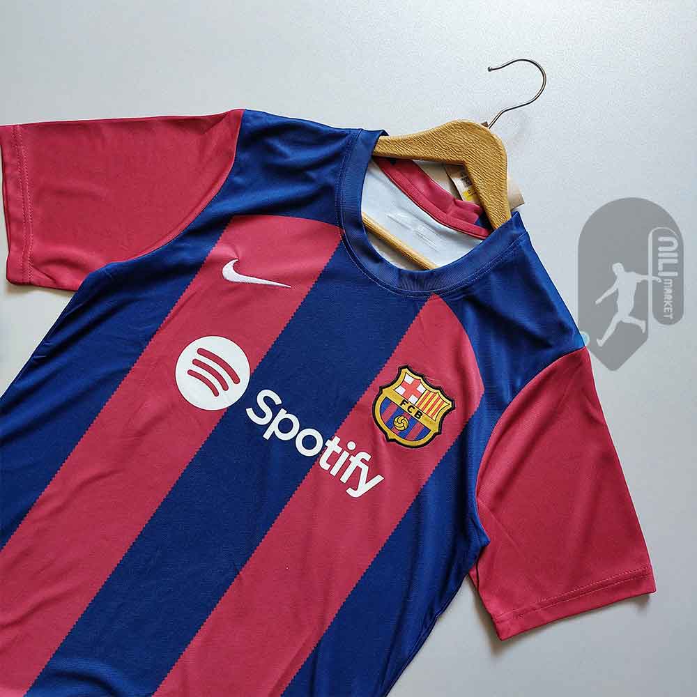 لباس اول بارسلونا (کیفیت A - ورژن هوادار -  فصل 23/24) به همراه شورت ورزشی