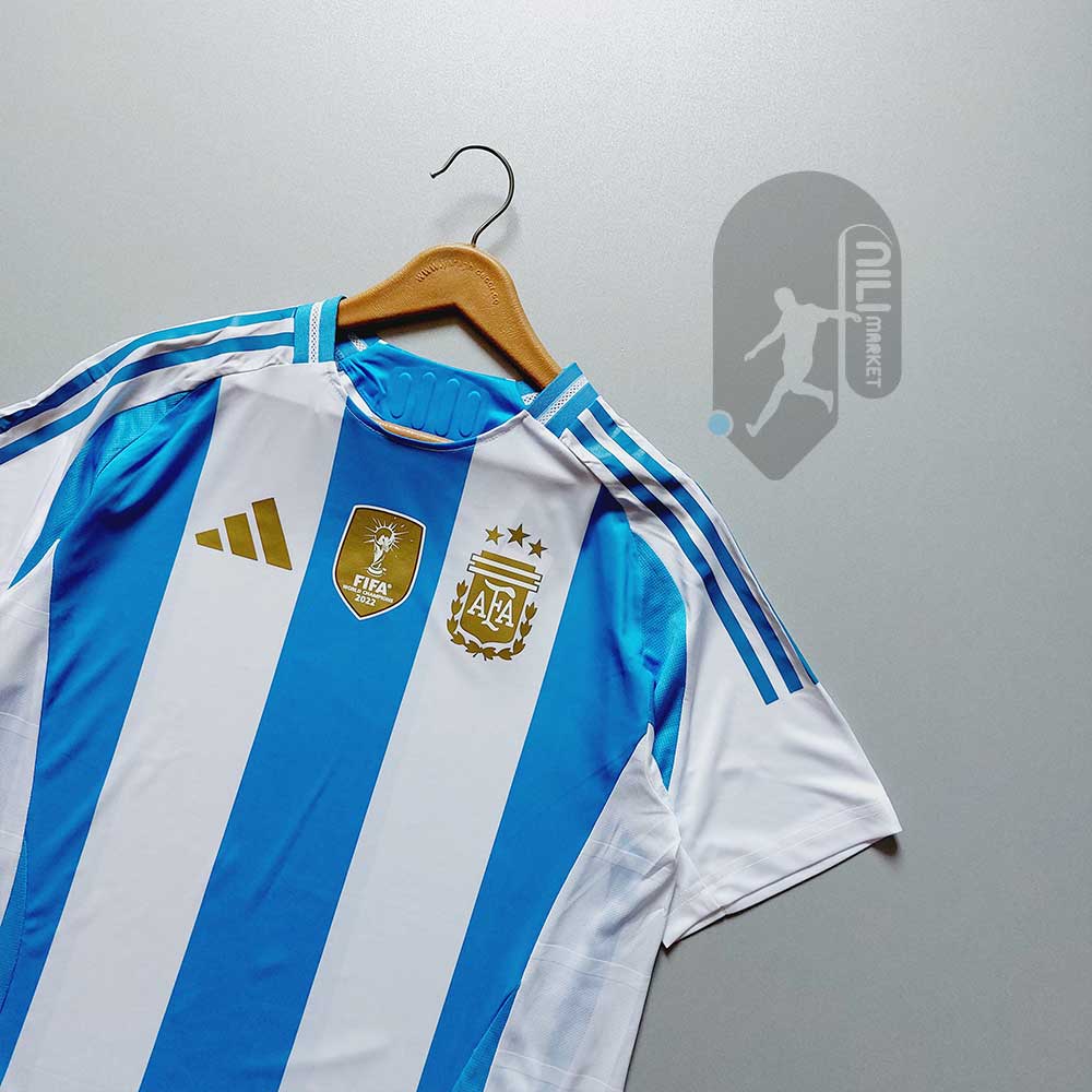 لباس اول آرژانتین (ورژن پلیر قواره آزاد  -  سال 2024)