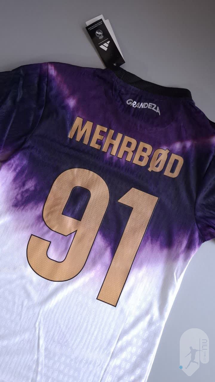 مهربود شماره 91 رو کیت  کانسپت رئال مادرید