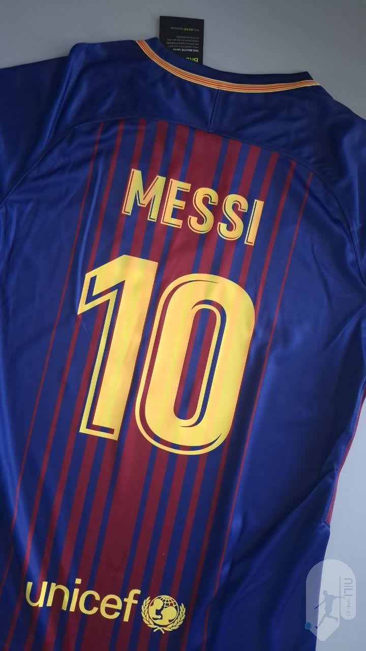 چاپ مسی روی کیت کلاسیک بارسلونا 2017/18