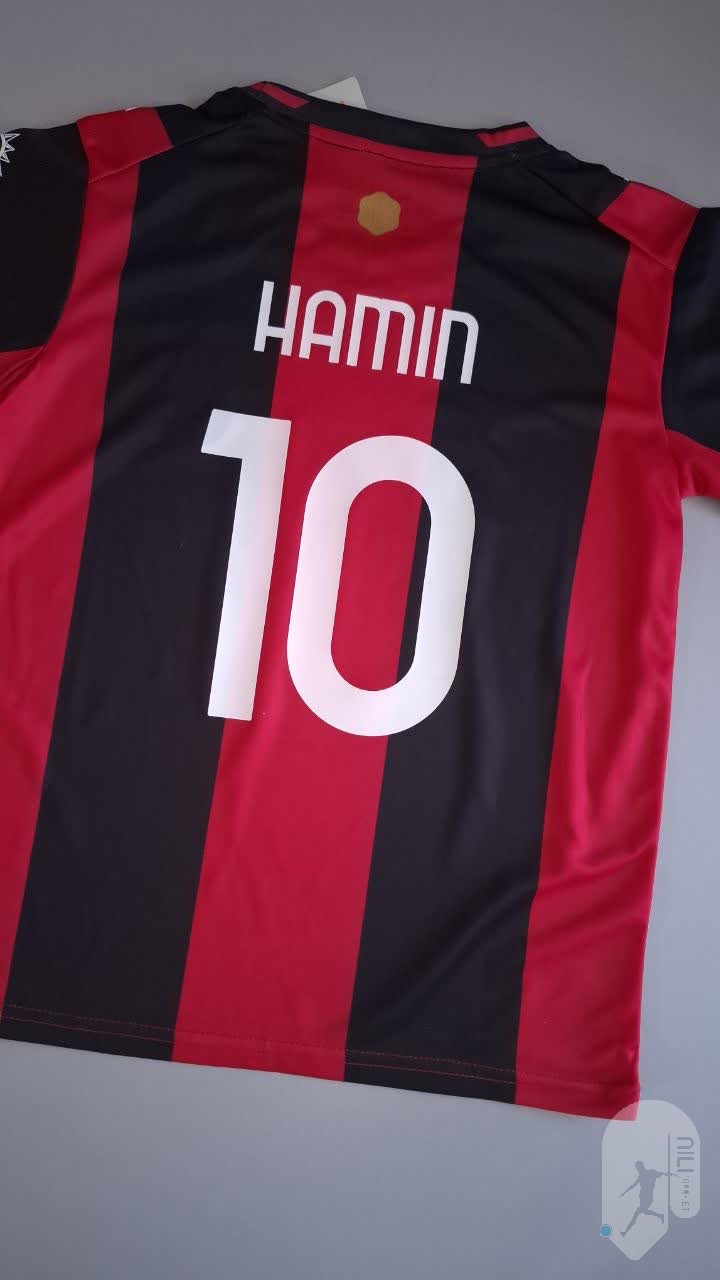 هامین شماره 10 با کیت آث میلان