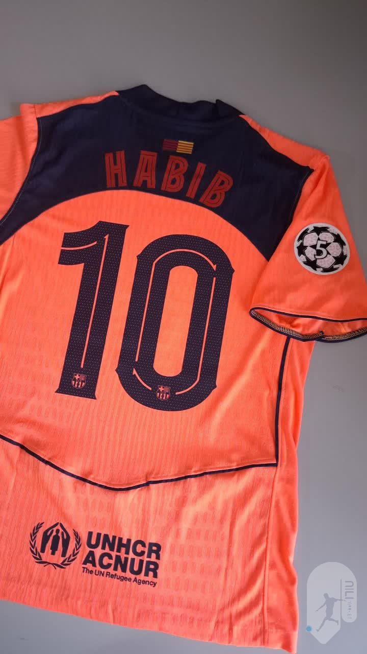 حبیب شماره 10 رو کیت سوم بارسا 2025/26